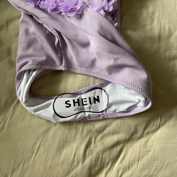 Bathing suit - Picture 3 of 6